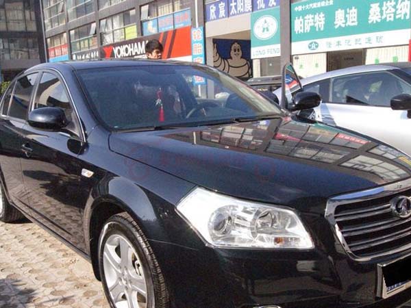 奔腾B70龙膜汽车贴膜效果展示图